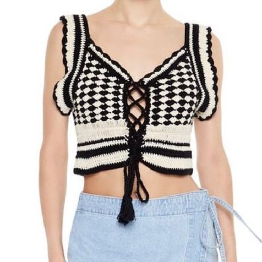 Black Cream Crochet Crop Top Geo Knit Sweater Tank Lace Up Summer Beach Vacation